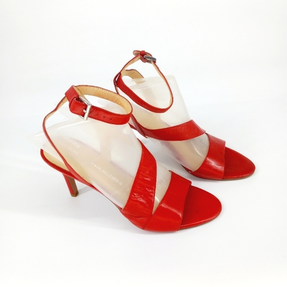 Nine West Size 8.5 Red Leather Strappy Low Heeled Sandals NEW - Picture 1 of 6